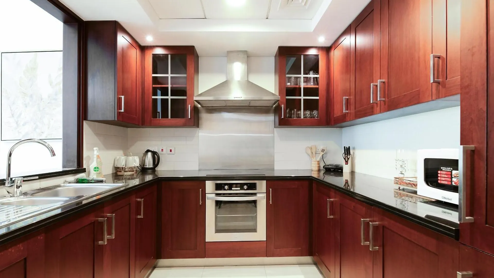 Chalet Homes - Dubai Luxe Stay - Burj Khalifa Fireworks View Downtown Apartment